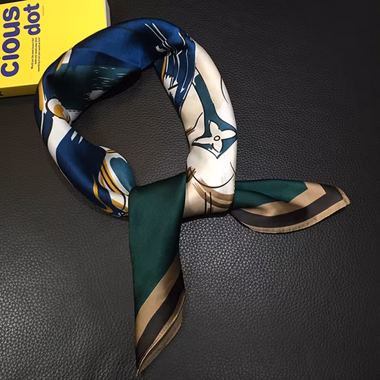 Professioneller digital bedruckter Maulbeerseiden-Hijab für Frauen